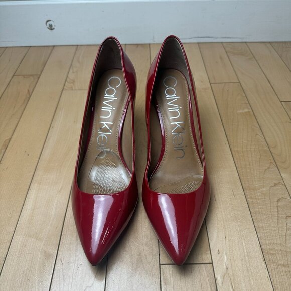 CALVIN KLEIN Red Patent Gayle Pumps Heels Pointed Toe Size 9 - Picture 6 of 12